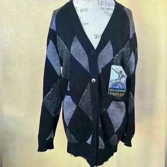 JNBY Diamond Pattern V-Neck Factory Distressed Wool Cardigan Size Medium EUC! - Picture 12 of 16
